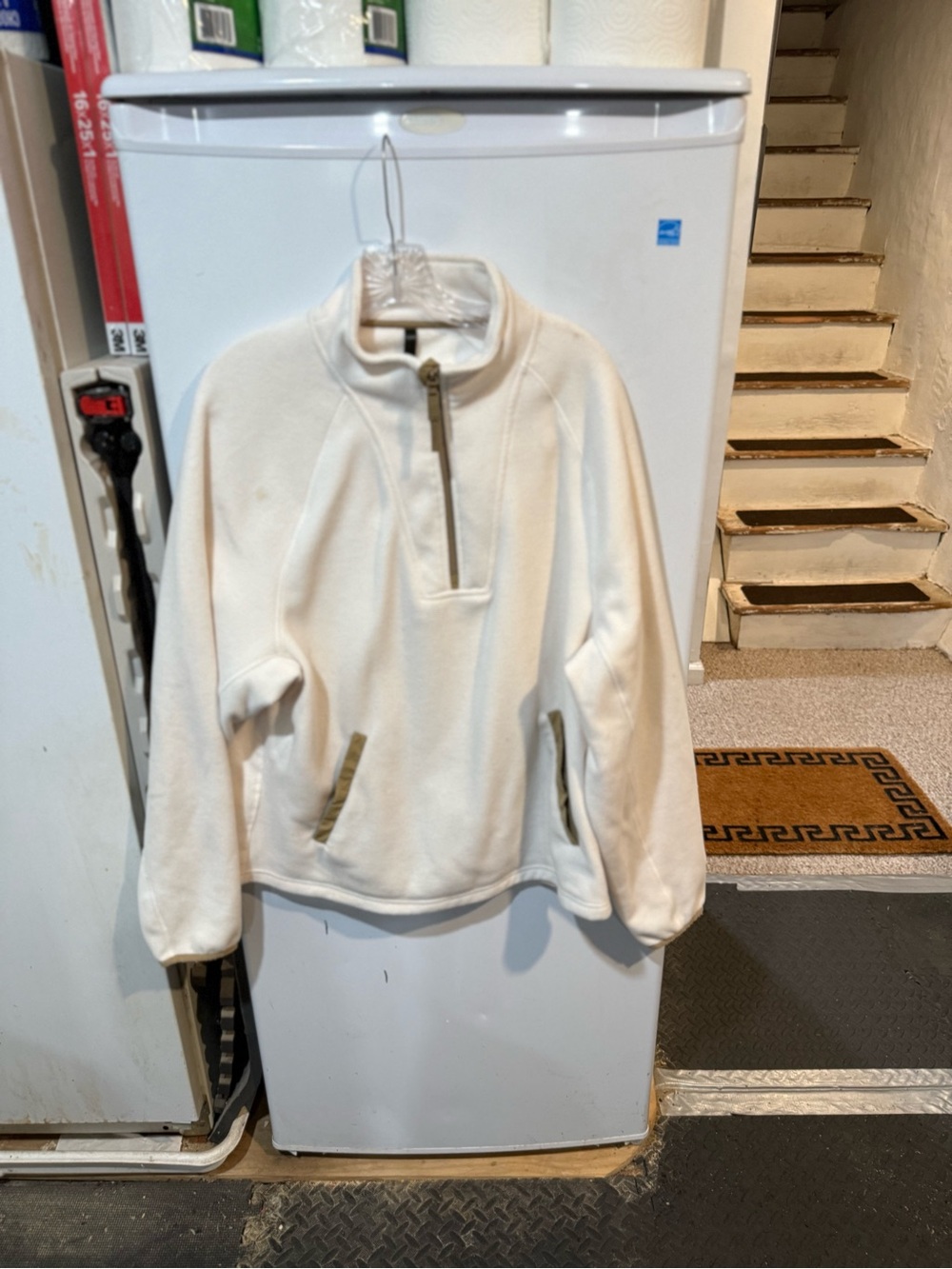 Fabletics Men's Cream Quarter-Zip Fleece Pullover